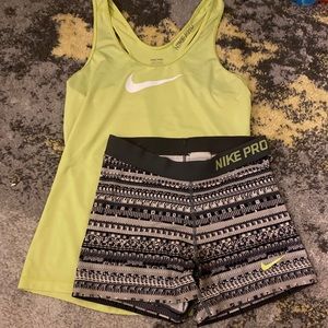 Nike Pro Matching Set SOLD VIA CURTSY